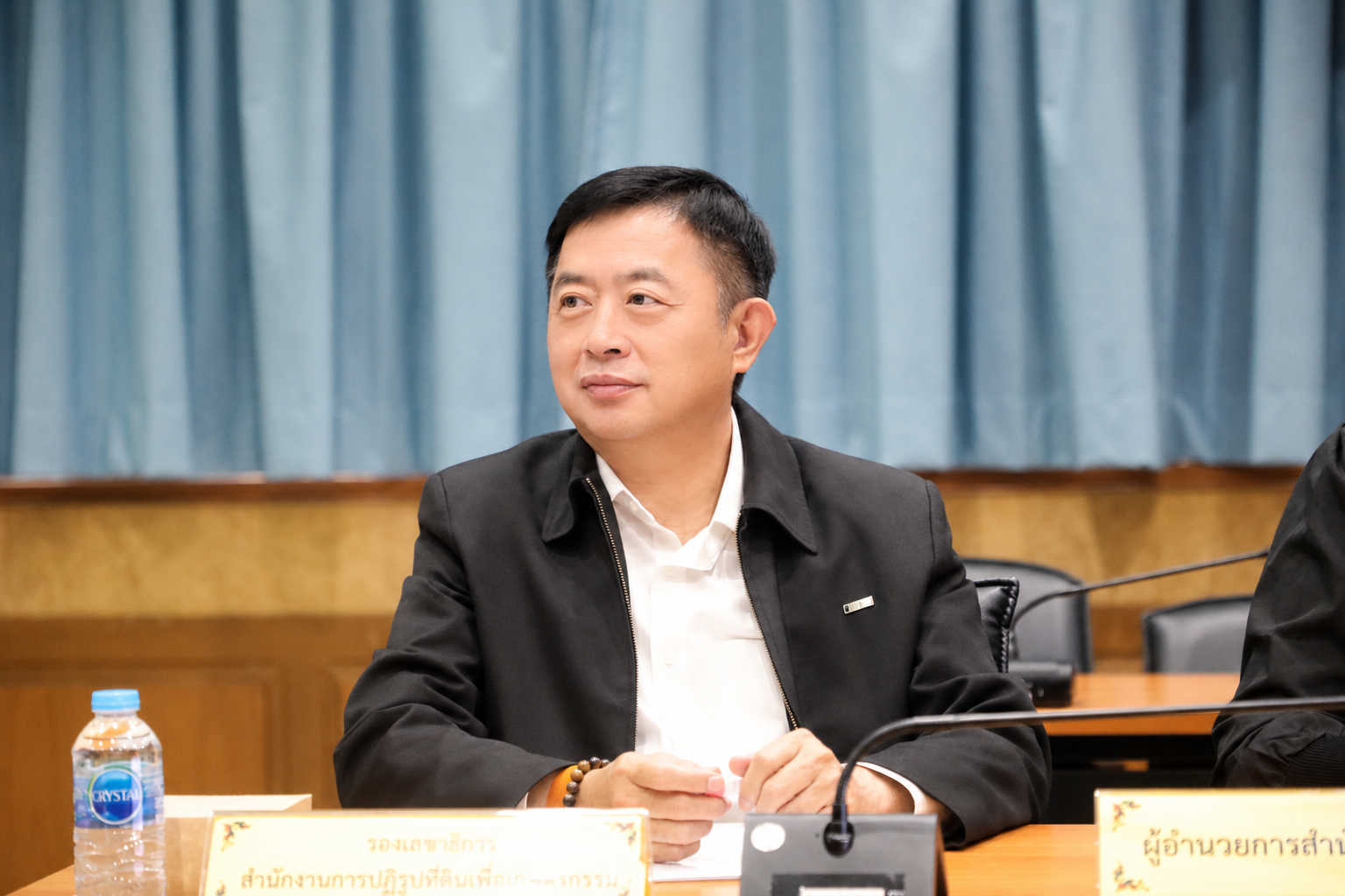 title - ส.ป.ก. ประชุม คกก. ดำเนินการจัดพิธีประกาศเกียรติคุณ ผู้เกษียณอายุราชการ สำนักงานการปฏิรูปที่ดินเพื่อเกษตรกรรม ประจำปีงบประมาณ พ.ศ. 2569 ครั้งที่ 1/2569